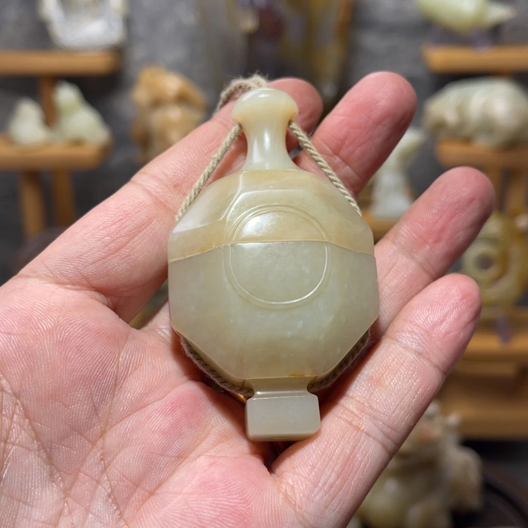 和田玉未镶嵌挂件花***子