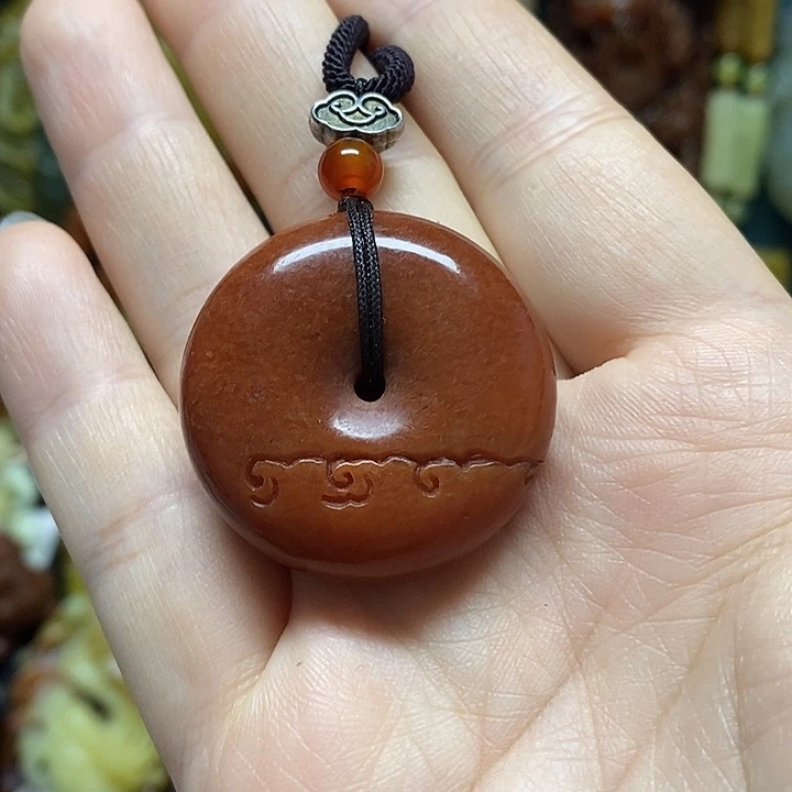 岫玉未镶嵌吊坠(赠链)