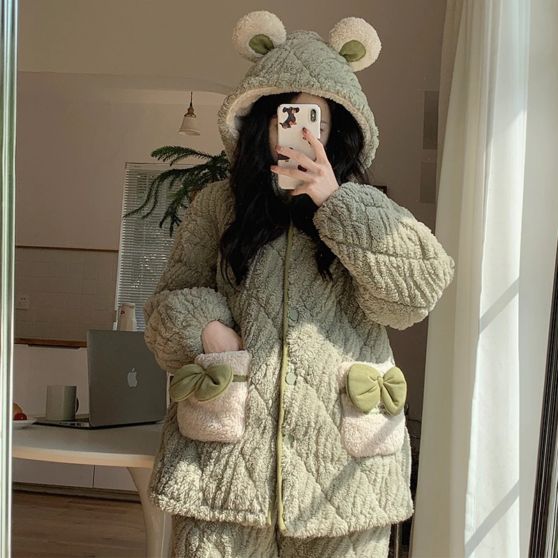 冬季睡衣女士三层夹棉法兰绒珊瑚绒可外穿加绒加厚保暖家居服套装