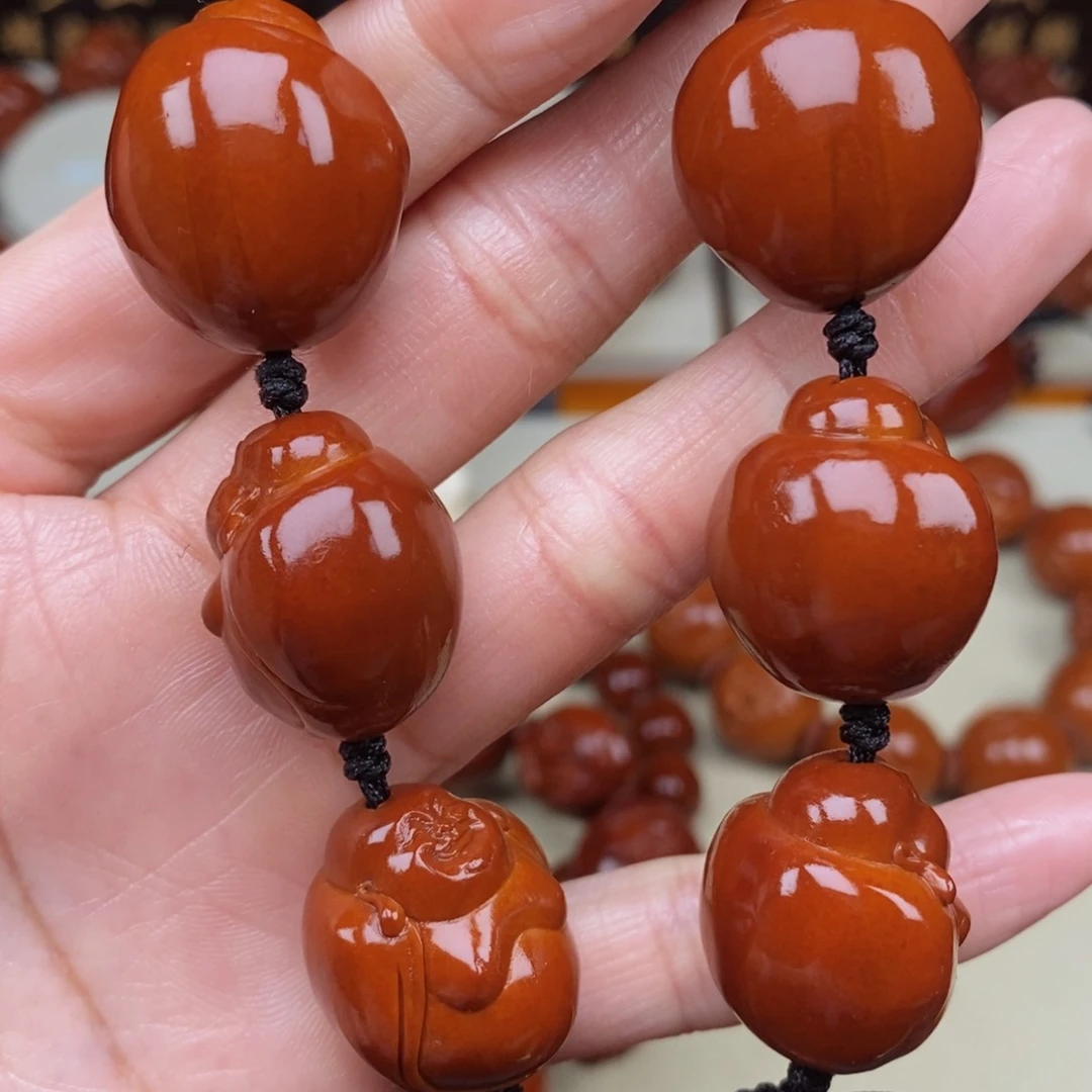 橄榄核吊坠奋****底弥勒，