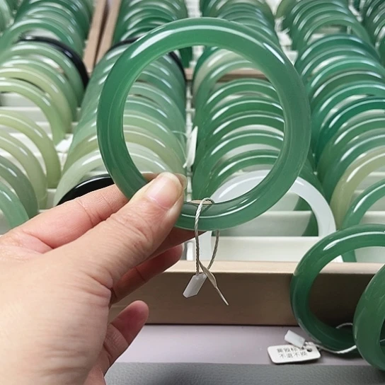 未镶嵌手镯东陵石摇**瑰