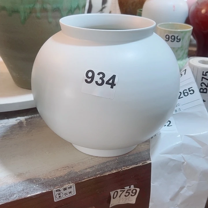 鸟***香陶瓷精品口11，高19，934