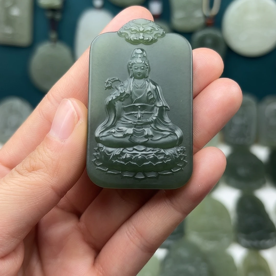 ****）和田玉未镶嵌颈饰