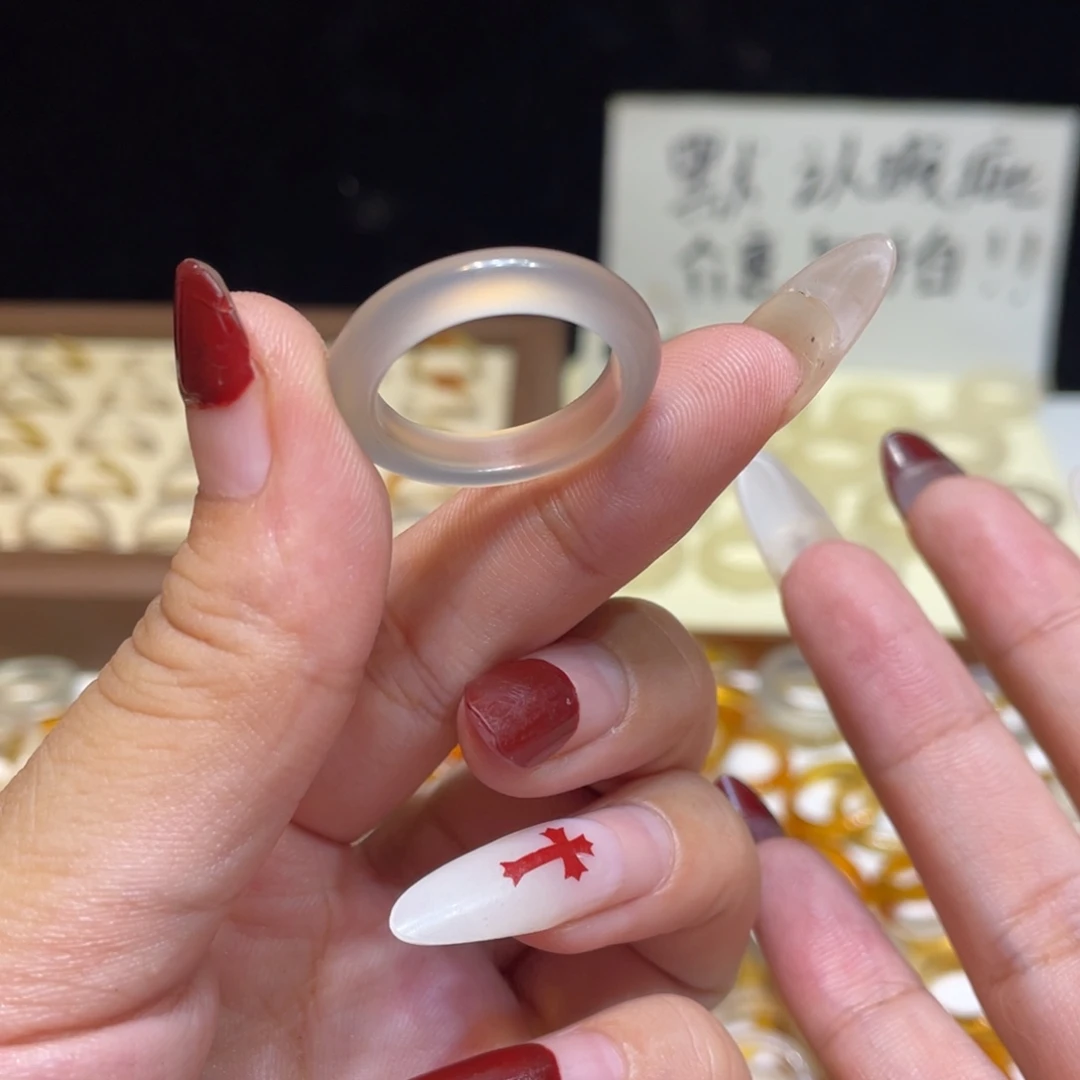玛瑙/玉髓未镶嵌戒指64号港20 默认瑕疵