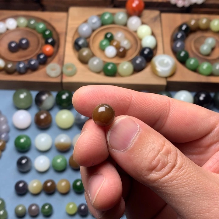 和田玉卡10巧克力糖未镶嵌蓅*