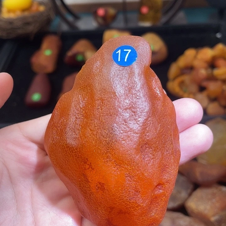 琥珀未镶嵌珠宝奇石