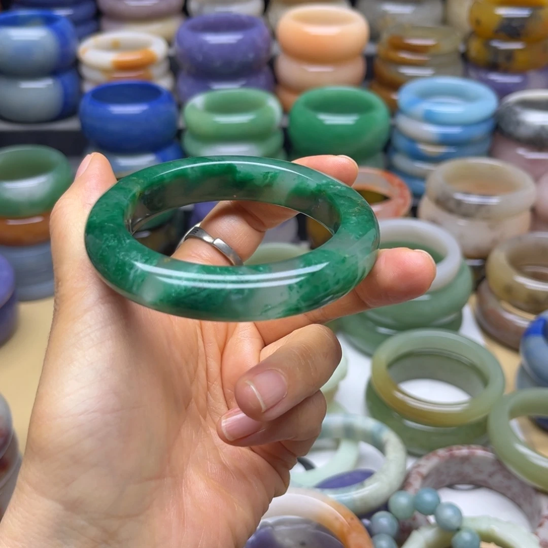 夢***影石英质玉未镶嵌手镯