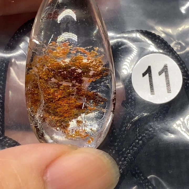 莉***吖未镶嵌颈饰水晶水晶