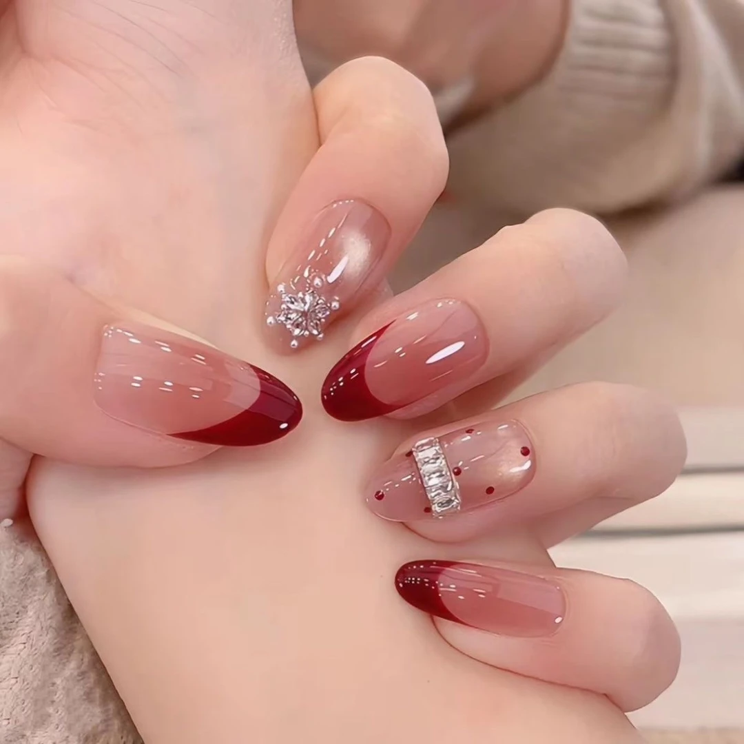 【广岛之恋】纯手工穿戴甲秋冬波点酒红法式高级感可拆卸纯手作美甲