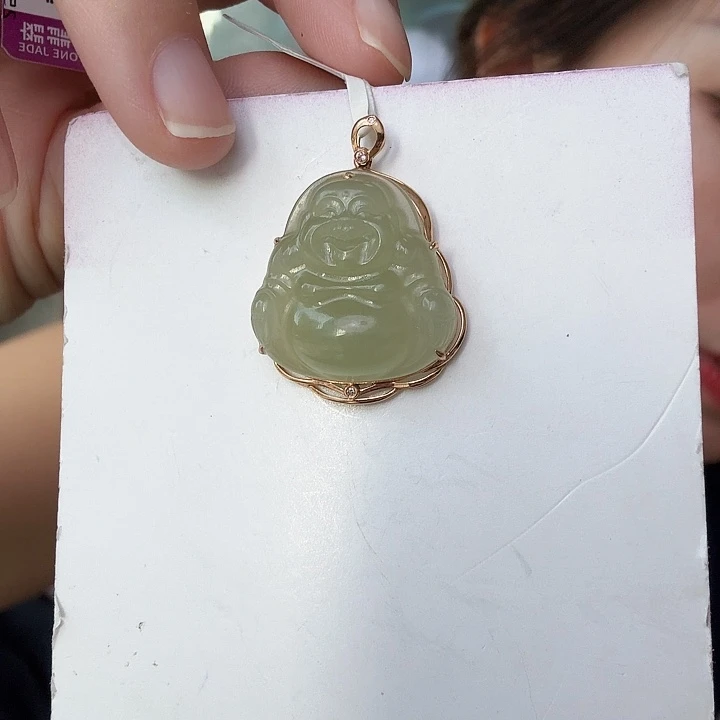 和田玉18K金镶嵌颈饰倩