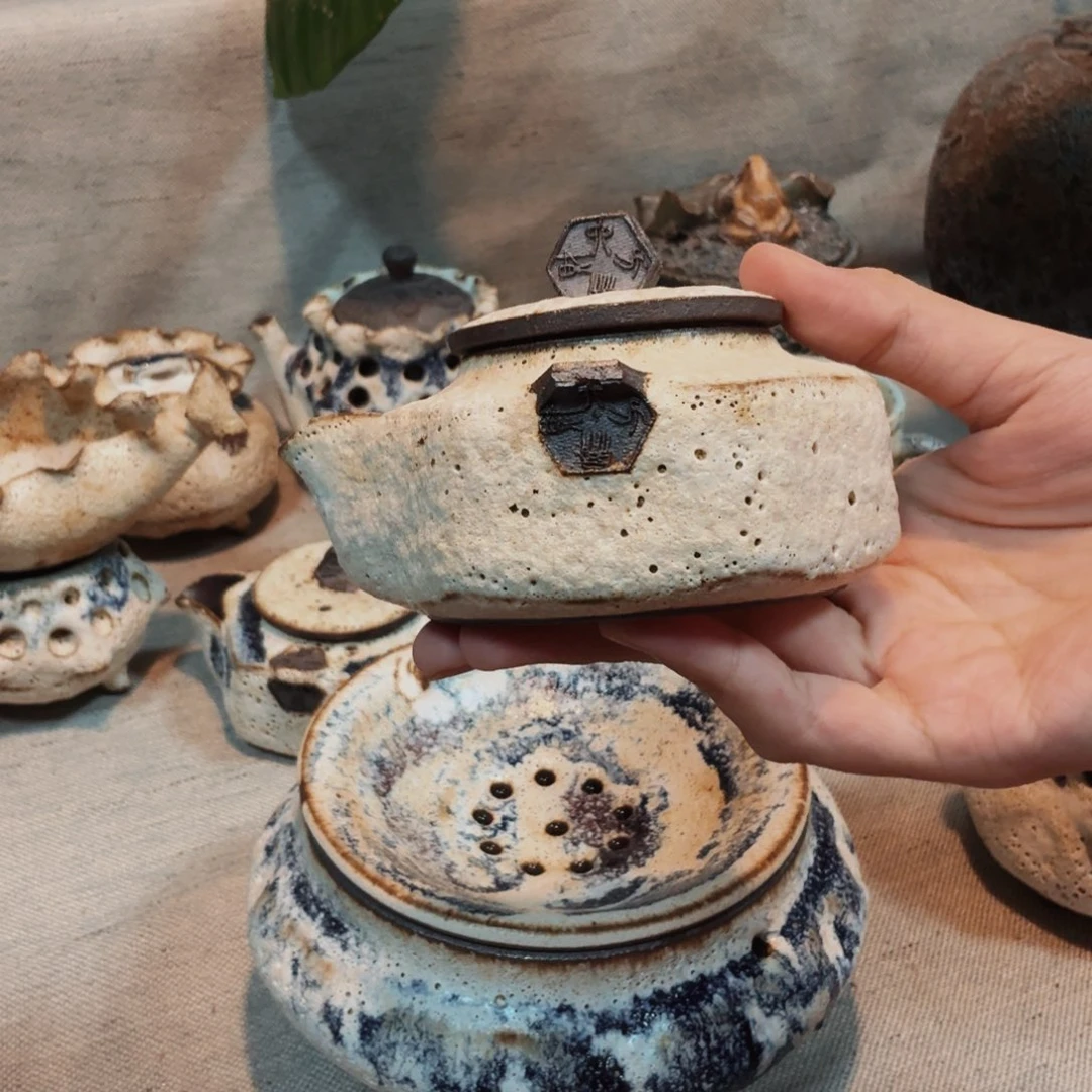 粉引手抓壶一把一把