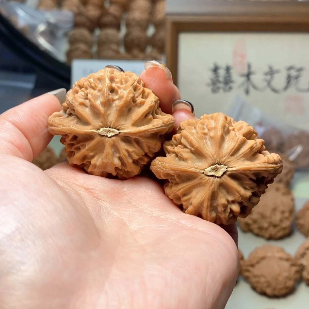 把件文玩核桃45宫灯