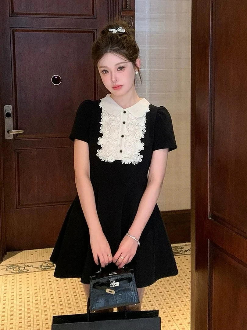 露思同款miu系千金蕾丝娃娃领连衣裙法式无袖小黑裙生日裙