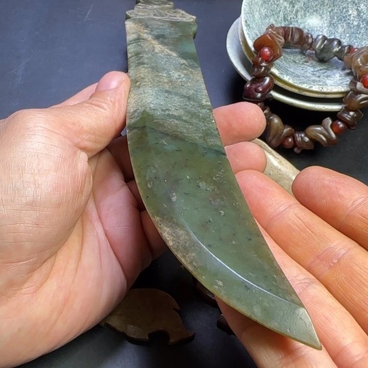 和田玉挂件未镶嵌西**人