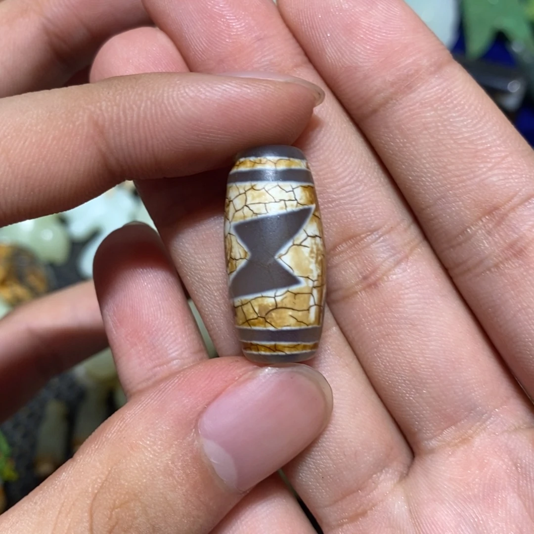 用***0透闪石质玉未镶嵌颈饰