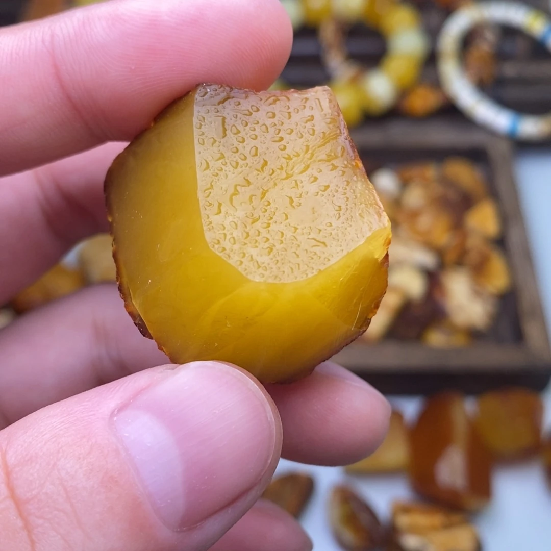 定制琥珀天然蜜蜡