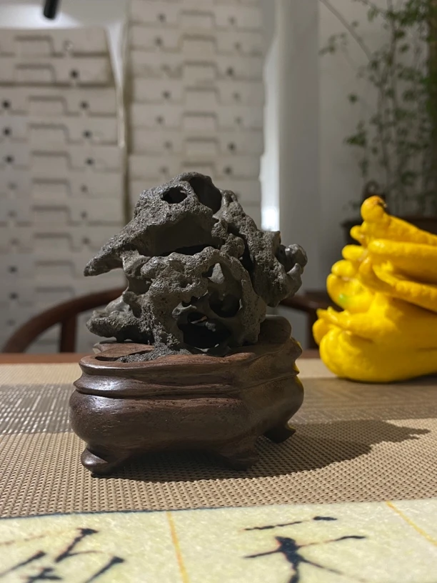 太湖水石香炉 云芝岫