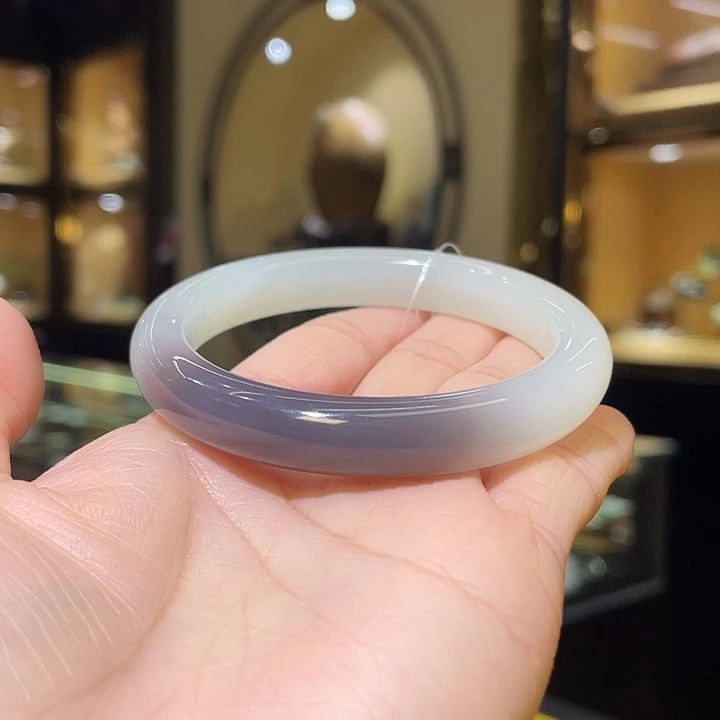 未镶嵌手镯和田玉54.6#43.05g