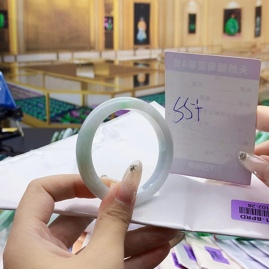 翡翠手镯未镶嵌0098776655569