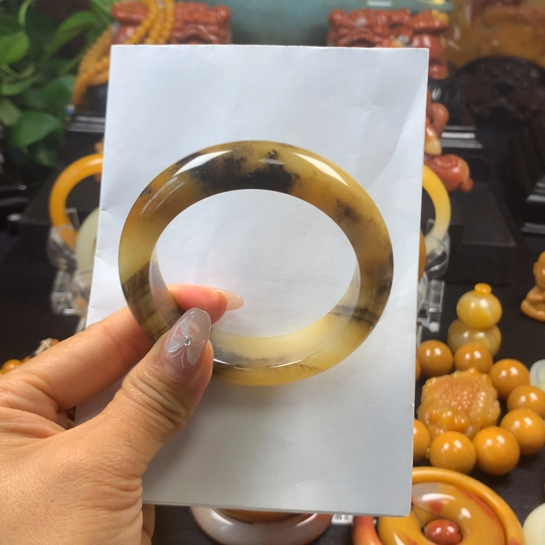 石英质玉（黄龙玉）未镶嵌手镯栗*?阳阳