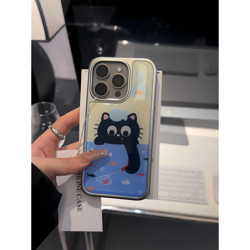 适用苹果16pro手机壳电镀相框大孔华为p小众mate70捞鱼猫咪小米15