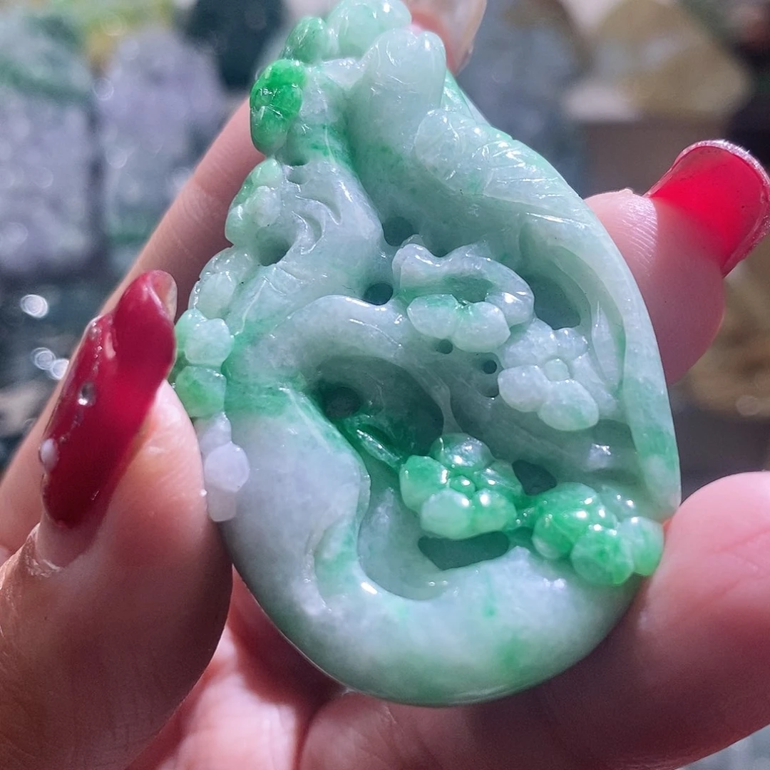 【闪购商品】翡翠颈饰未镶嵌喜上眉梢