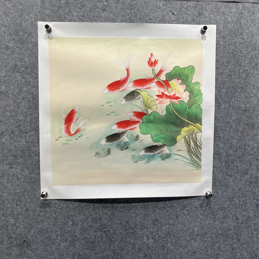 齐振家亲笔手绘【连年有余】75*75cm送龙纹圆筒收藏送礼作品