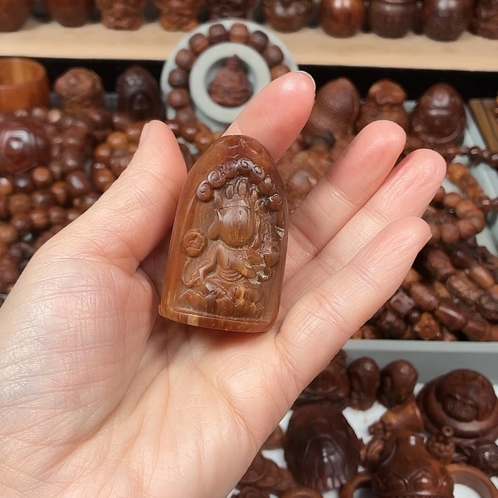 库克吊坠特价款库克雕刻手把件