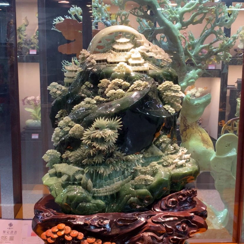 【闪购商品】未镶嵌蛇纹石玉摆件覆膜
