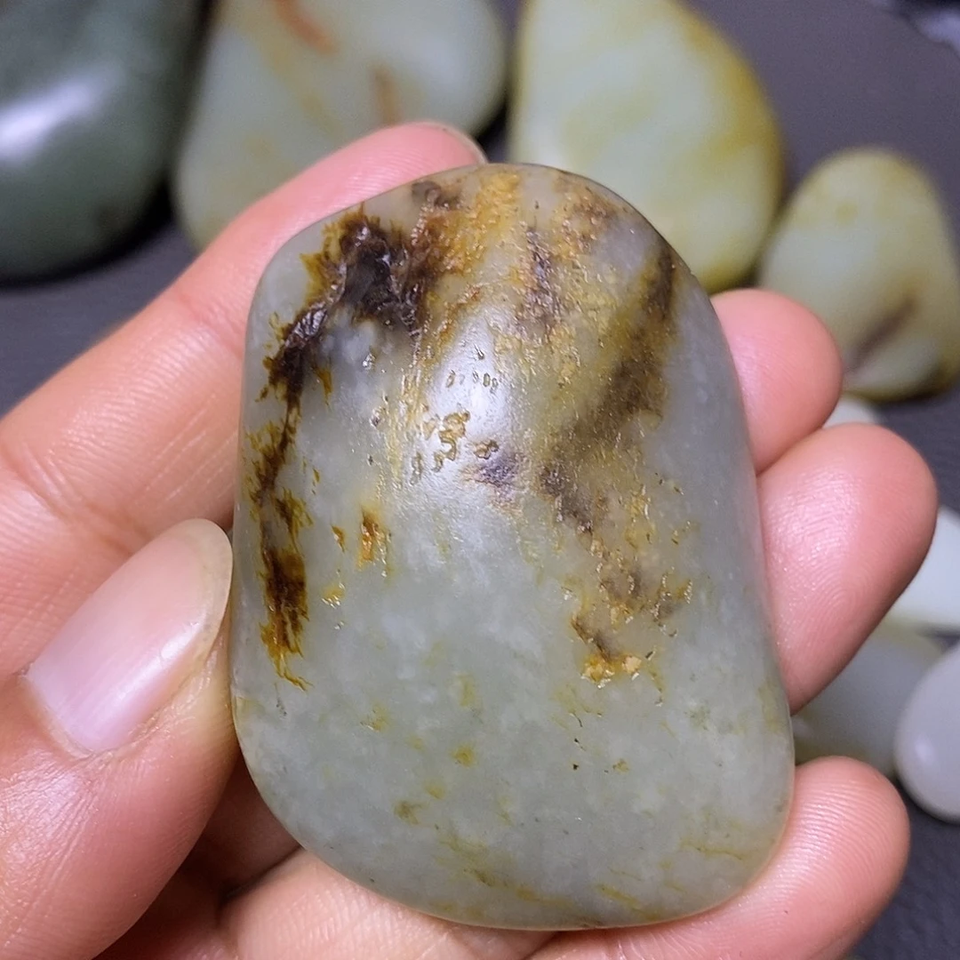 未镶嵌和田玉（糖玉）挂件