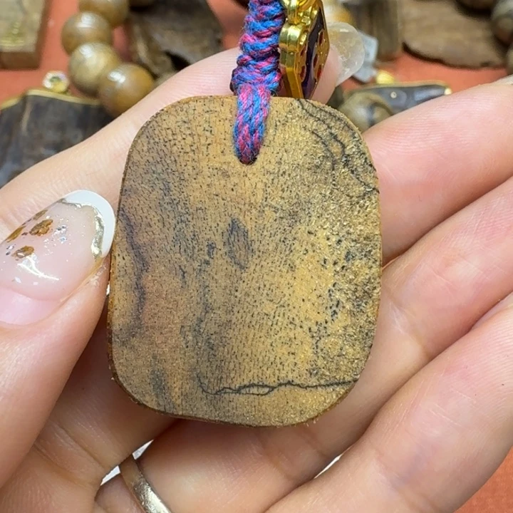 大叶紫檀（黑酸枝木类）