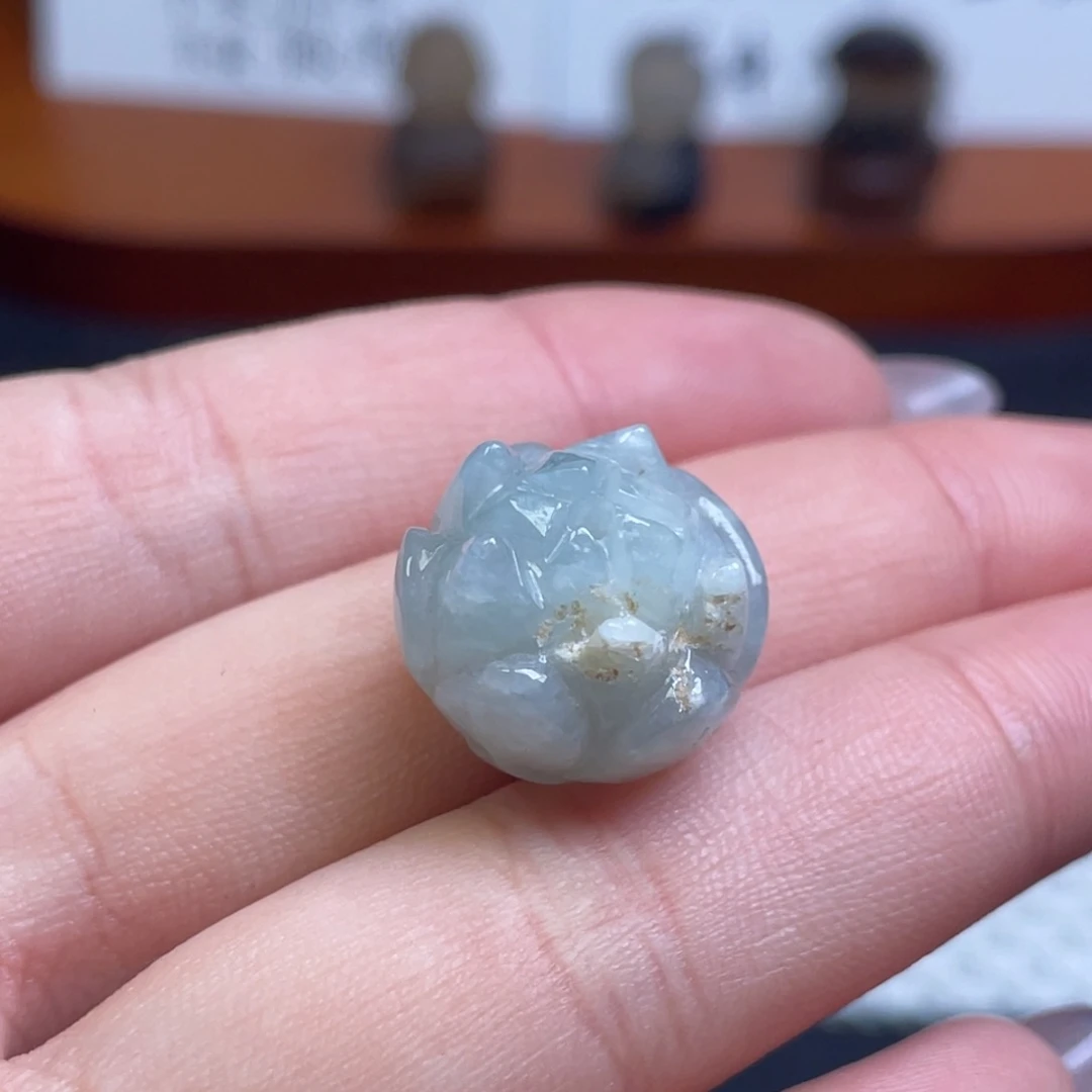 颈饰未镶嵌翡翠翡翠（有瑕疵）