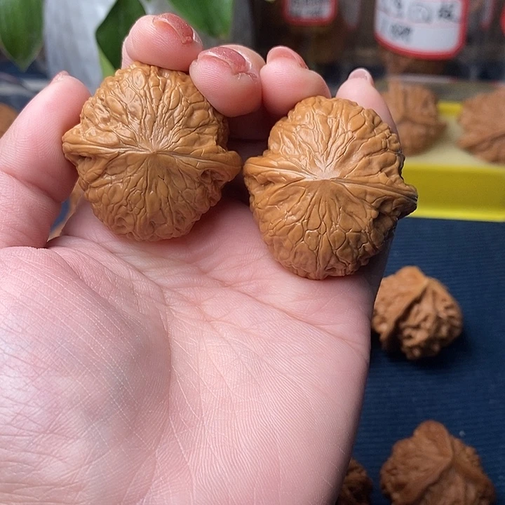 吊坠文玩核桃铁锤妹妹