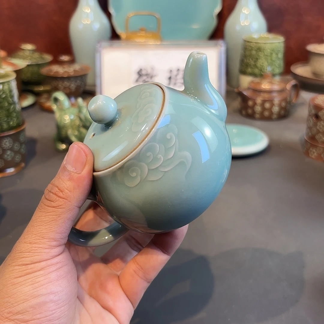 瓷片龙泉青瓷龙泉青瓷