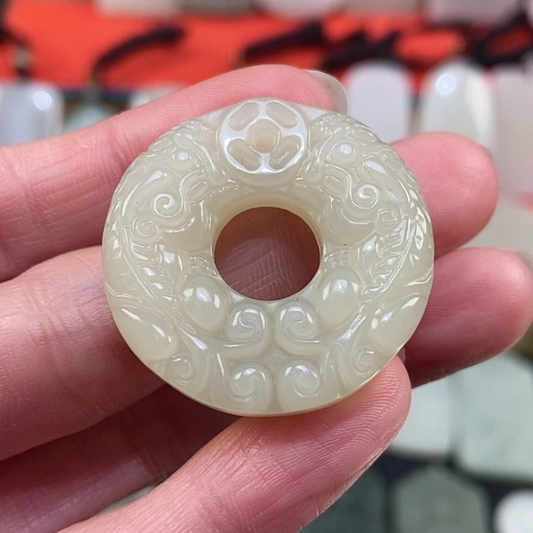 【闪购商品】颈饰未镶嵌和田玉