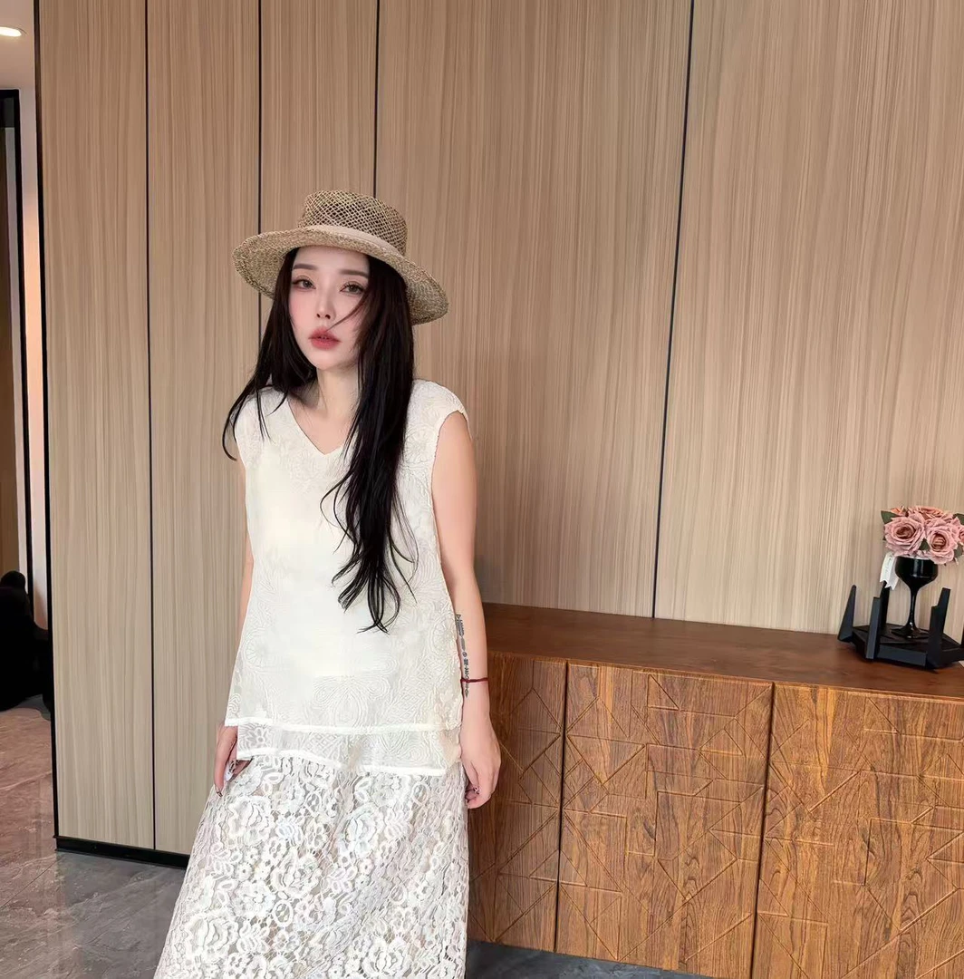 (丽丽推荐)丝绒后纽结高品上衣
