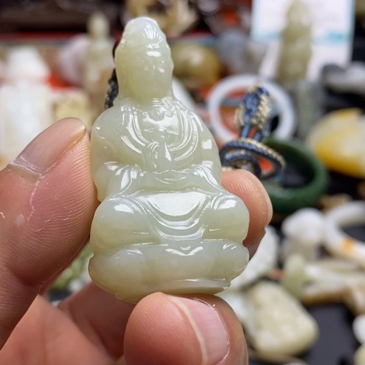 未镶嵌和田玉（糖玉）挂件