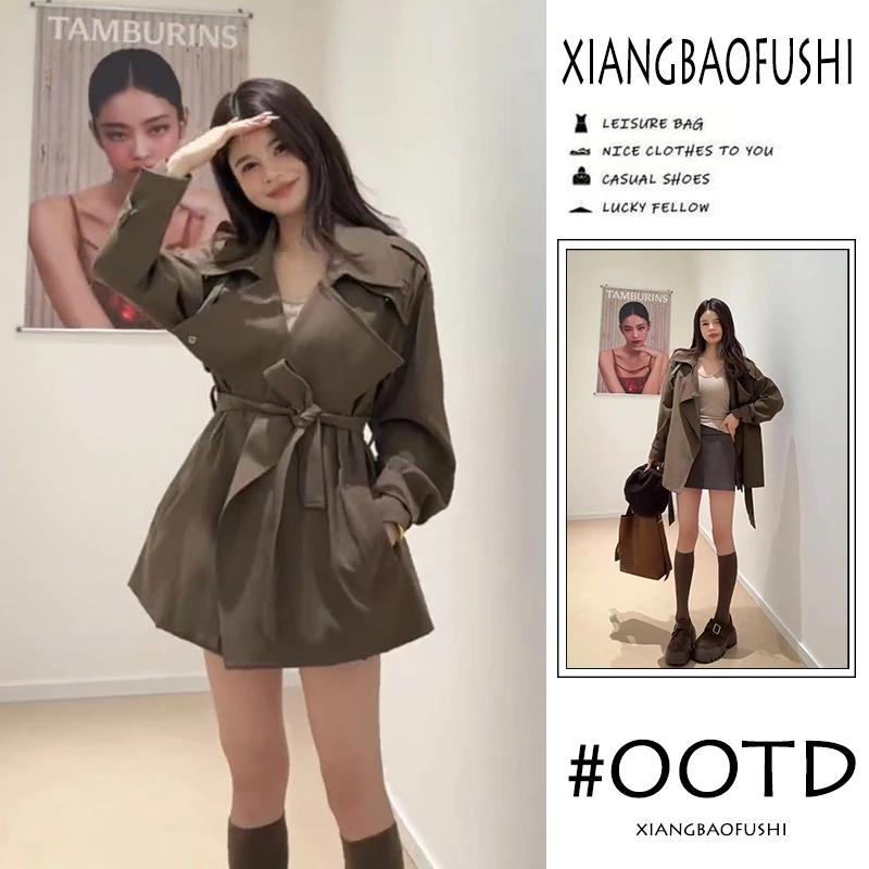 秋季穿搭一套2025新款韩版套装纯色宽松风衣外套打底衫短裙三件套