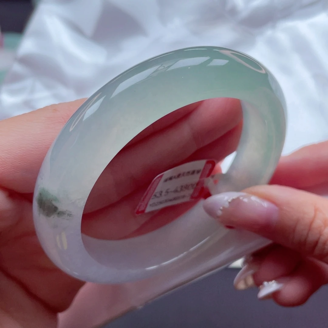 翡翠手镯未镶嵌5351圈99