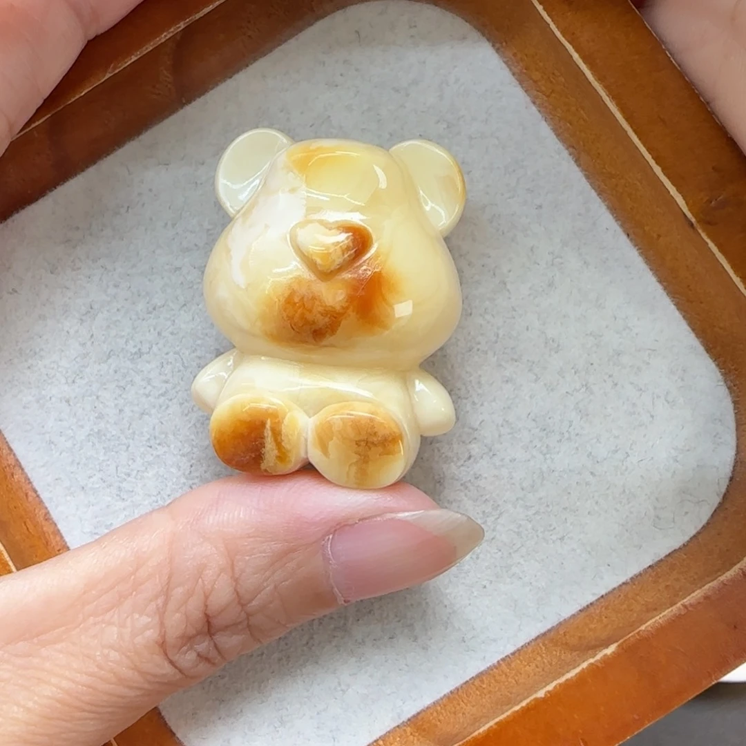 琥珀未镶嵌珠宝奇石定制
