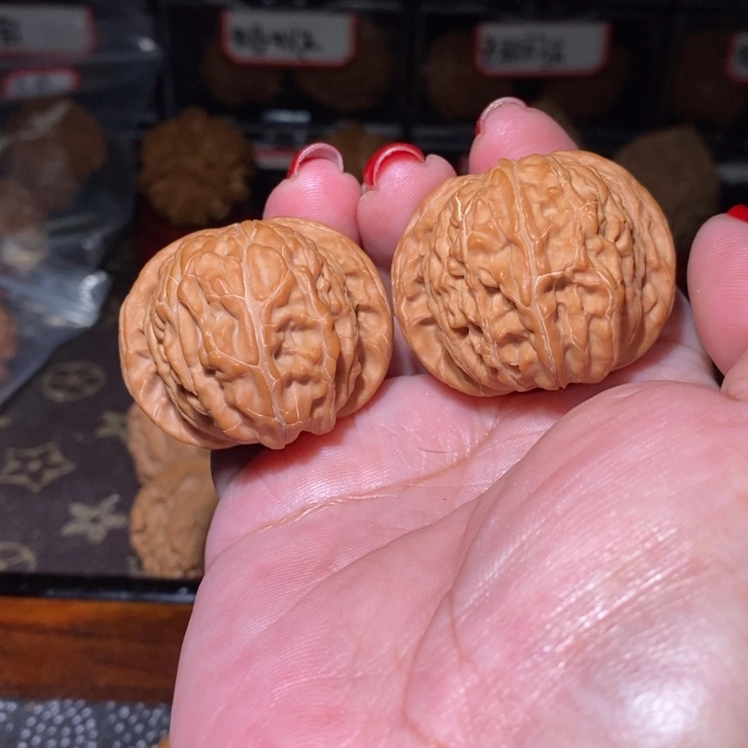 渐***引把件文玩核桃磨盘