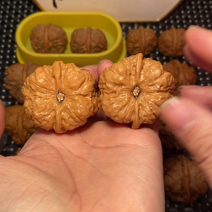 把件文玩核桃大八腿南瓜底