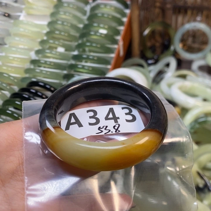 美***α蛇纹石玉未镶嵌手镯