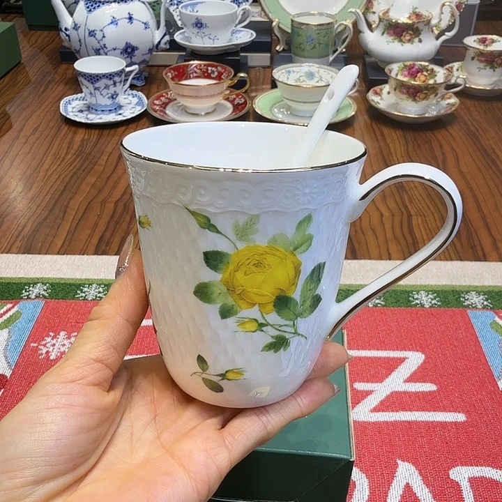 瓷片杯子杯子杯子水杯杯子水杯