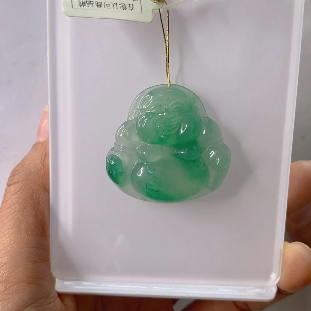 石英质玉未镶嵌颈饰