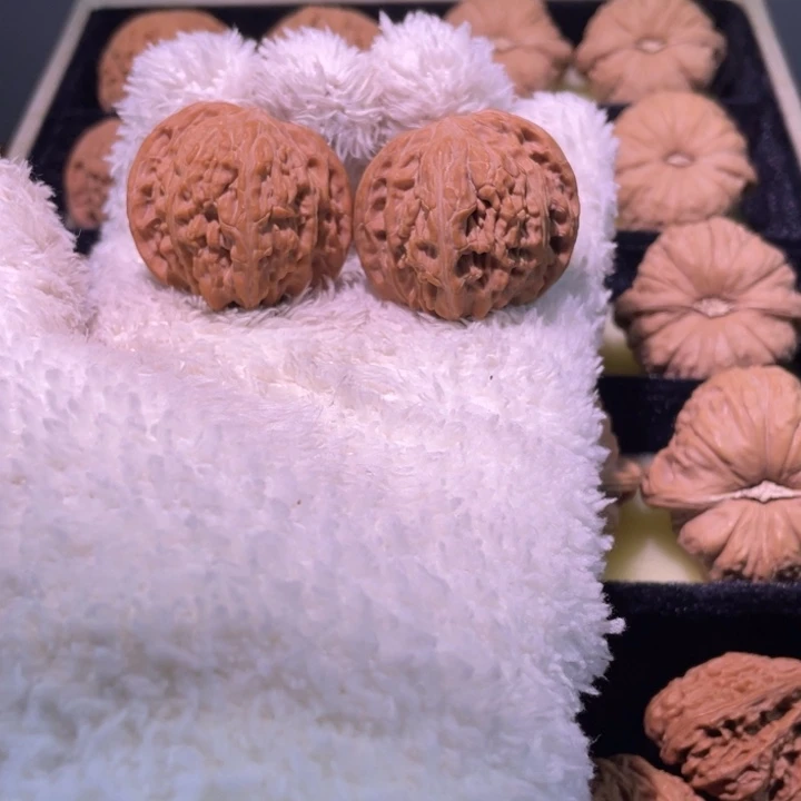 文玩核桃吊坠38全品山地磨盘