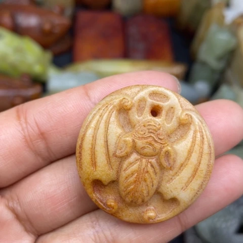 和田玉未镶嵌颈饰31