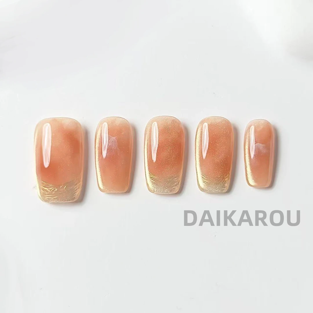 茶珀焊金 黛卡柔 预售 哇擦么 新甲型 此度 新短椭手工穿戴甲10片