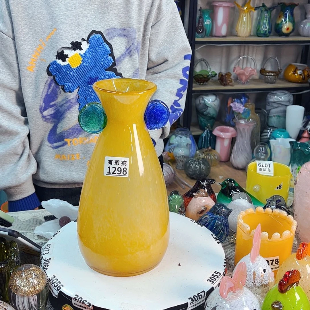 1298 家悦琉璃工艺品小瑕