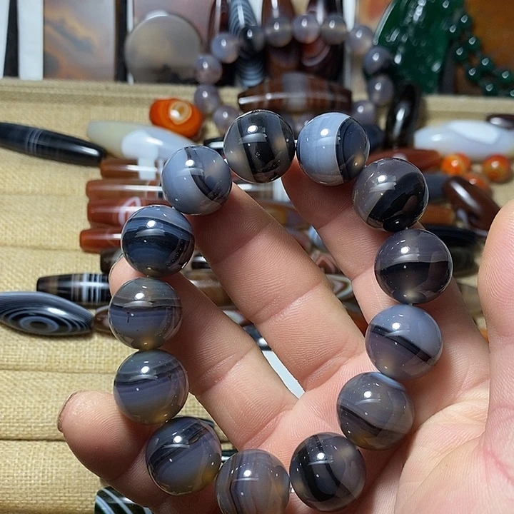 玛瑙/玉髓合金颈饰